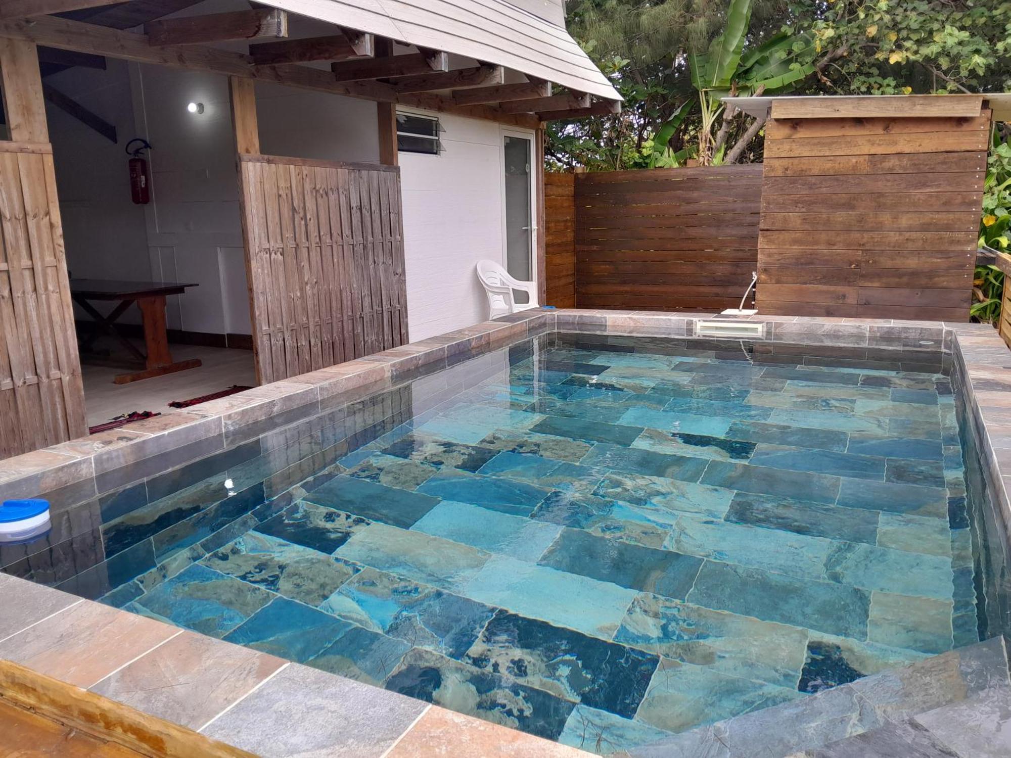 Mara'ai le spot Chambre Mahu Deluxe triple avec piscine Mataura Exterior foto